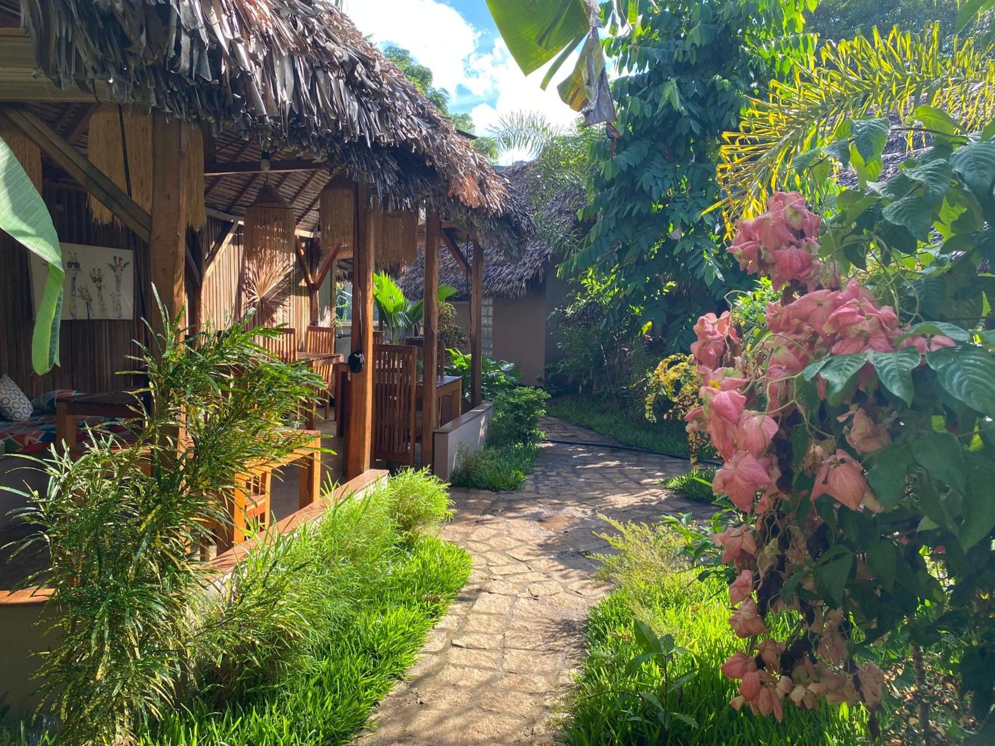 La Perle Rare De Nosy Be Hotel Ambatoloaka  Exterior photo